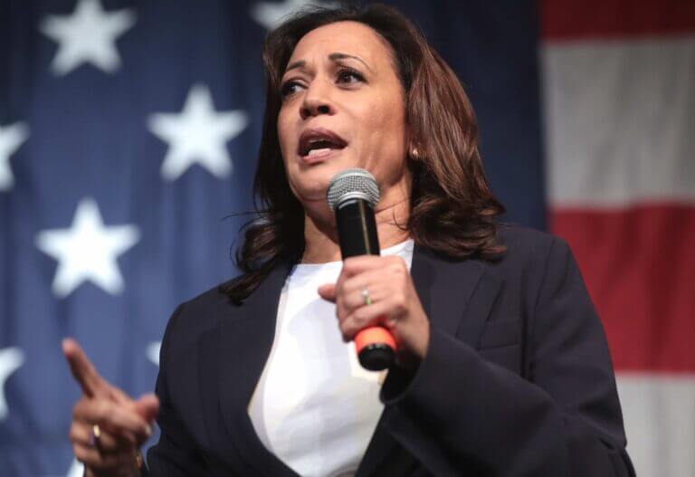 Kamala_Harris_48571353696-scaled