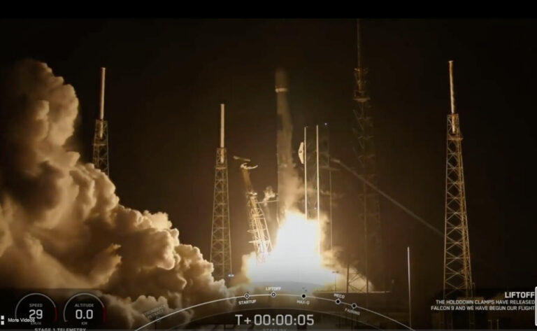 SpaceX-liftoff-2024-July-3