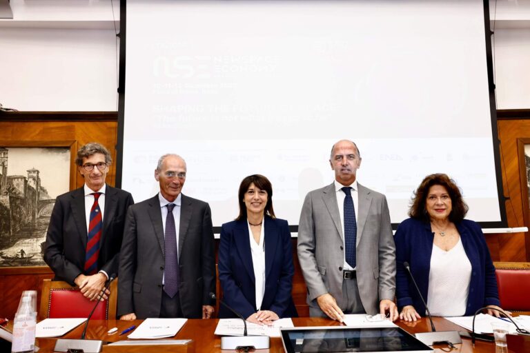 c7d377a1-90d7-4a37-8ed3-548e297ed38b